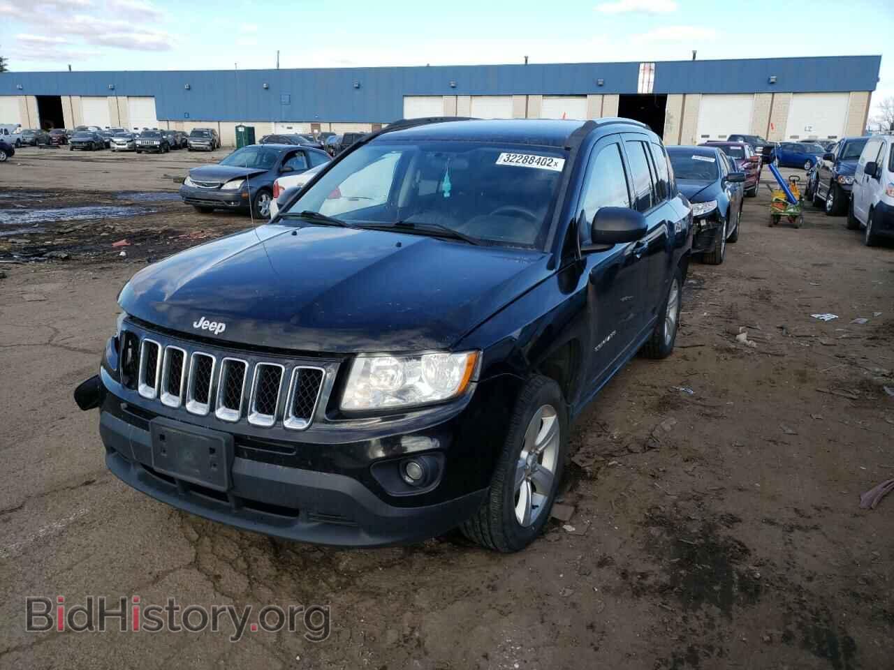 2013 JEEP COMPASS - VIN: 1C4NJDBB4DD263082 - Photo 2