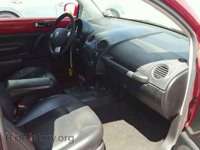 2010 VOLKSWAGEN BEETLE - VIN: 3VWPW3AG3AM007174 - Фото 5