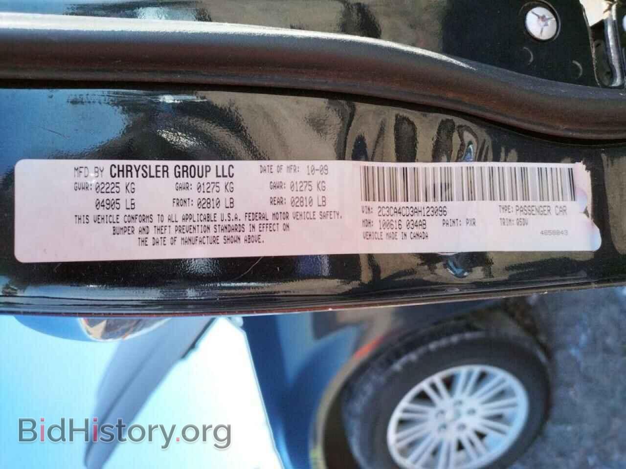 2010 CHRYSLER 300 - VIN: 2C3CA4CD3AH123096 - Фото 10