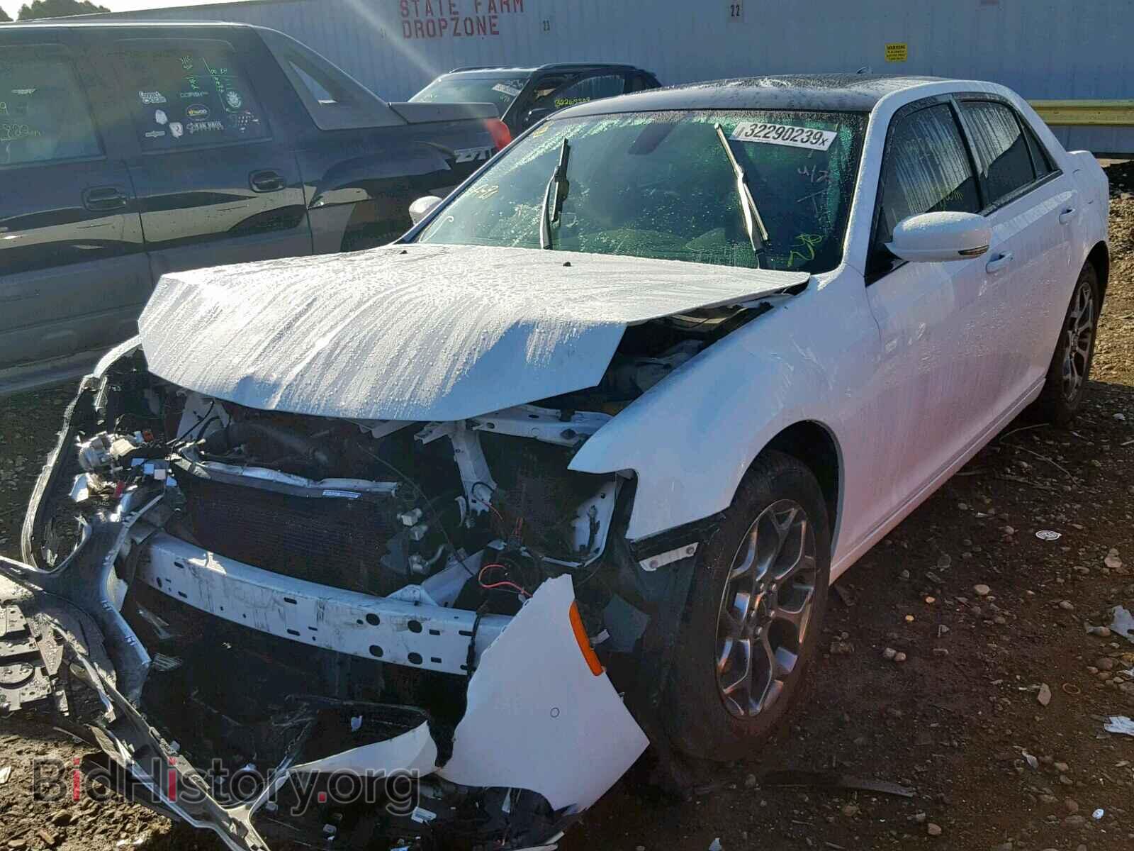 2016 CHRYSLER 300 - VIN: 2C3CCAGG9GH170879 - Фото 2