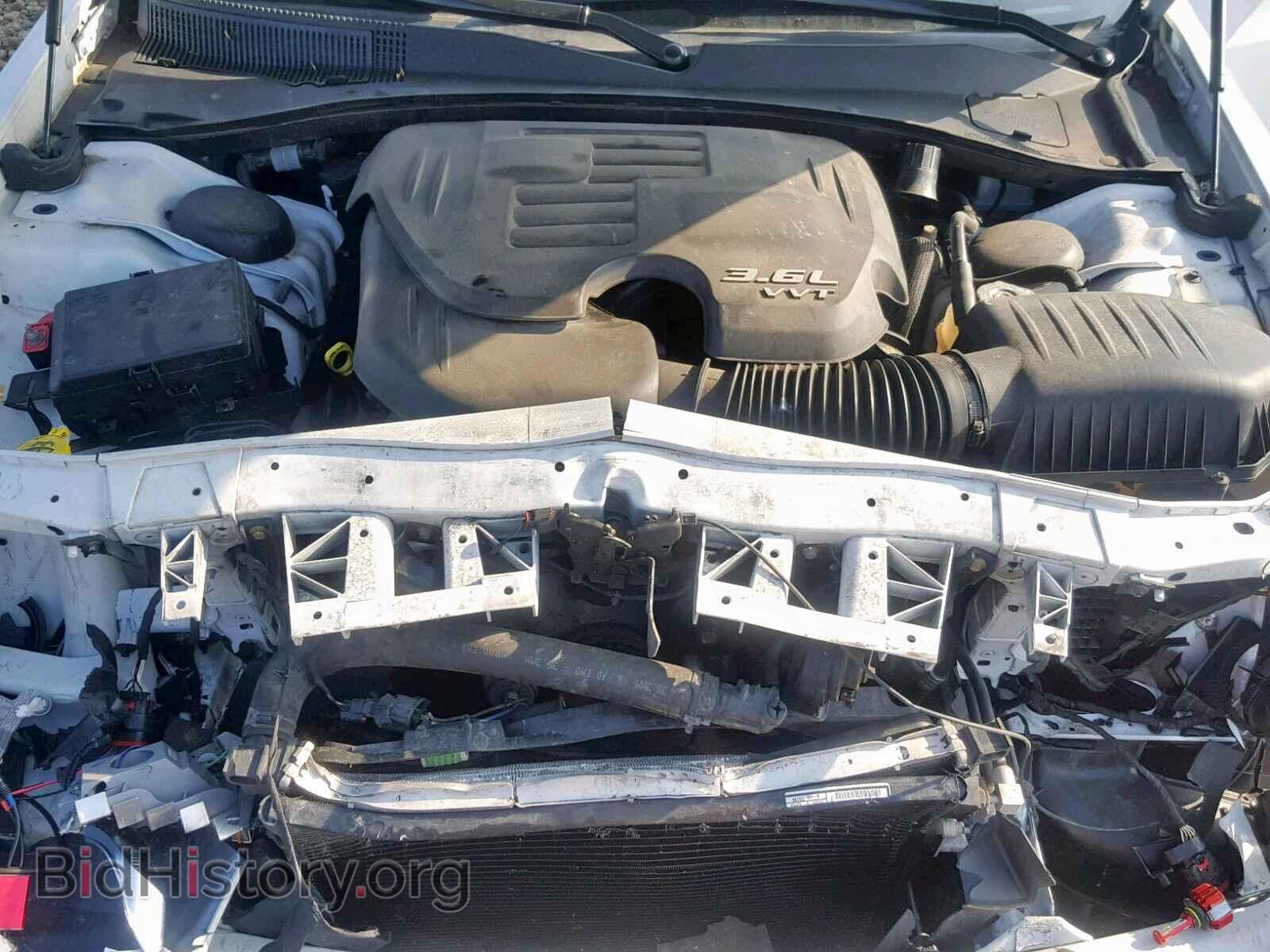 2016 CHRYSLER 300 - VIN: 2C3CCAGG9GH170879 - Фото 7