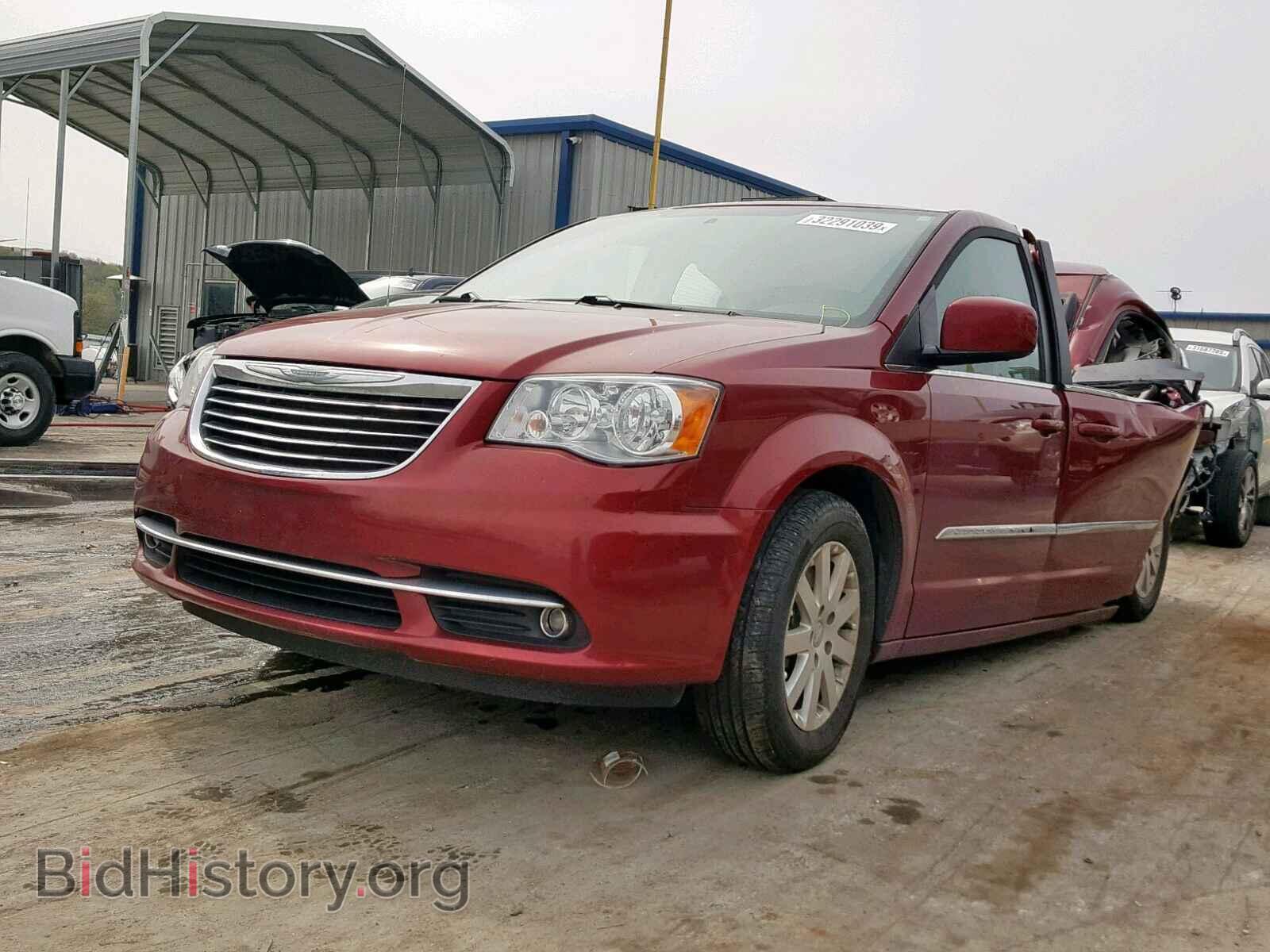 2015 CHRYSLER TOWN & COU - VIN: 2C4RC1BG5FR552199 - Фото 2