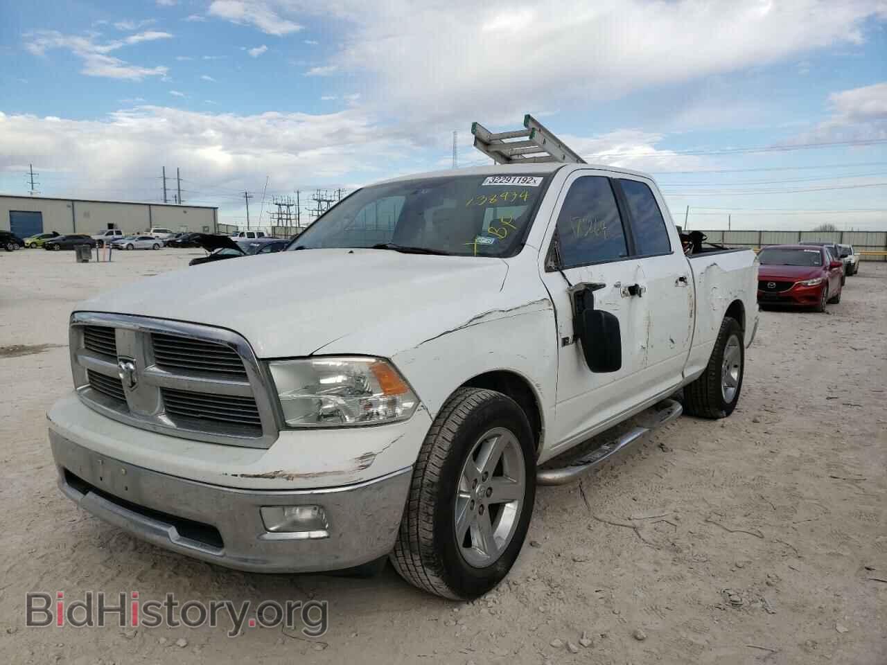 2010 DODGE RAM 1500 - VIN: 1D7RB1GP9AS138934 - Фото 2