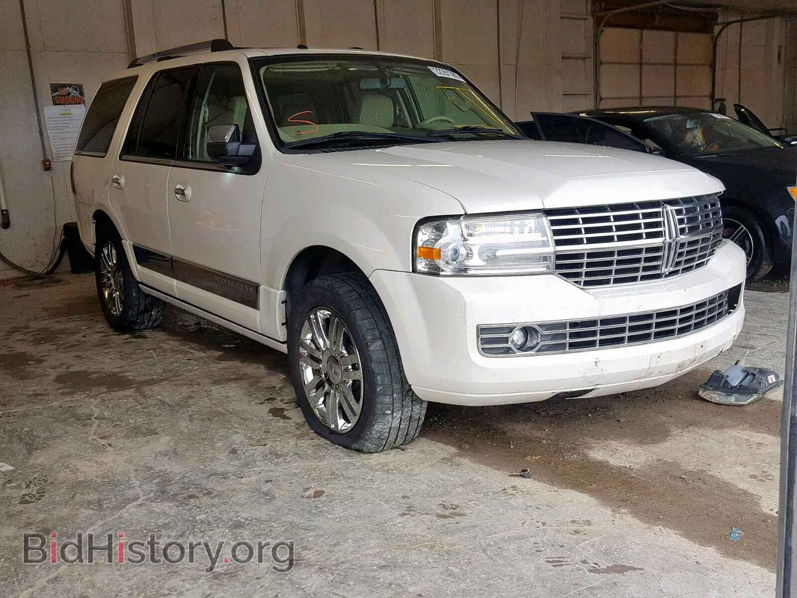 Photo 5LMFU27558LJ16972 - LINCOLN NAVIGATOR 2008