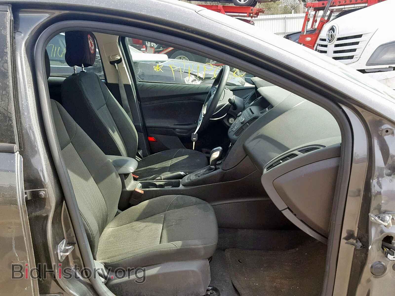 2016 FORD FOCUS SE - VIN: 1FADP3F2XGL370894 - Фото 5