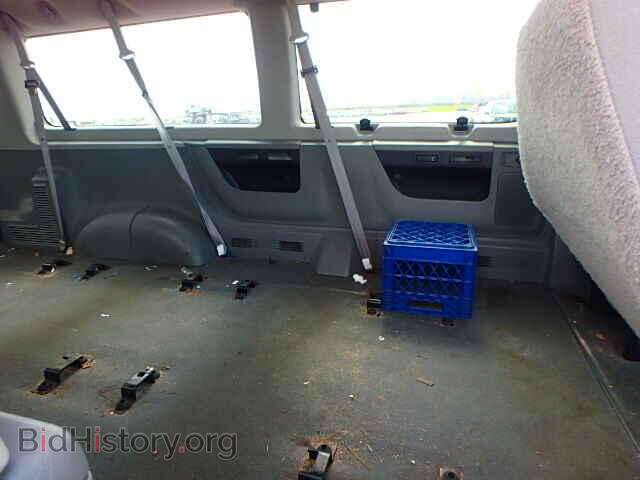 2006 FORD ECONOLINE - VIN: 1FBSS31L26DA18678 - Фото 6
