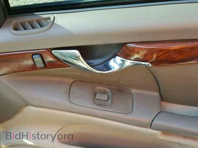 2002 CADILLAC DEVILLE - VIN: 1G6KD54Y62U300165 - Photo 10