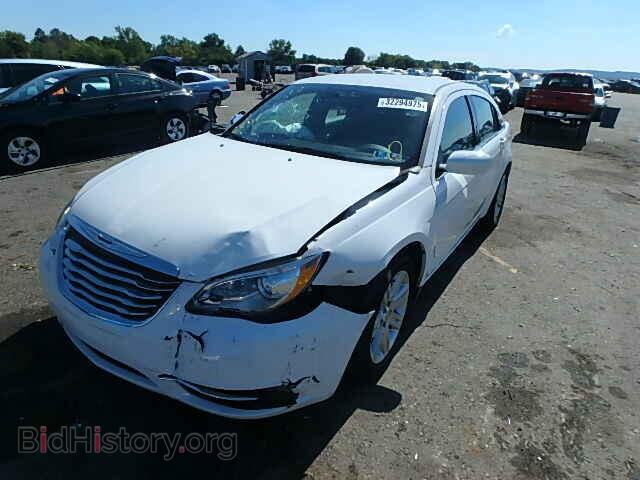 2013 CHRYSLER 200 - VIN: 1C3CCBBB1DN593119 - Фото 2