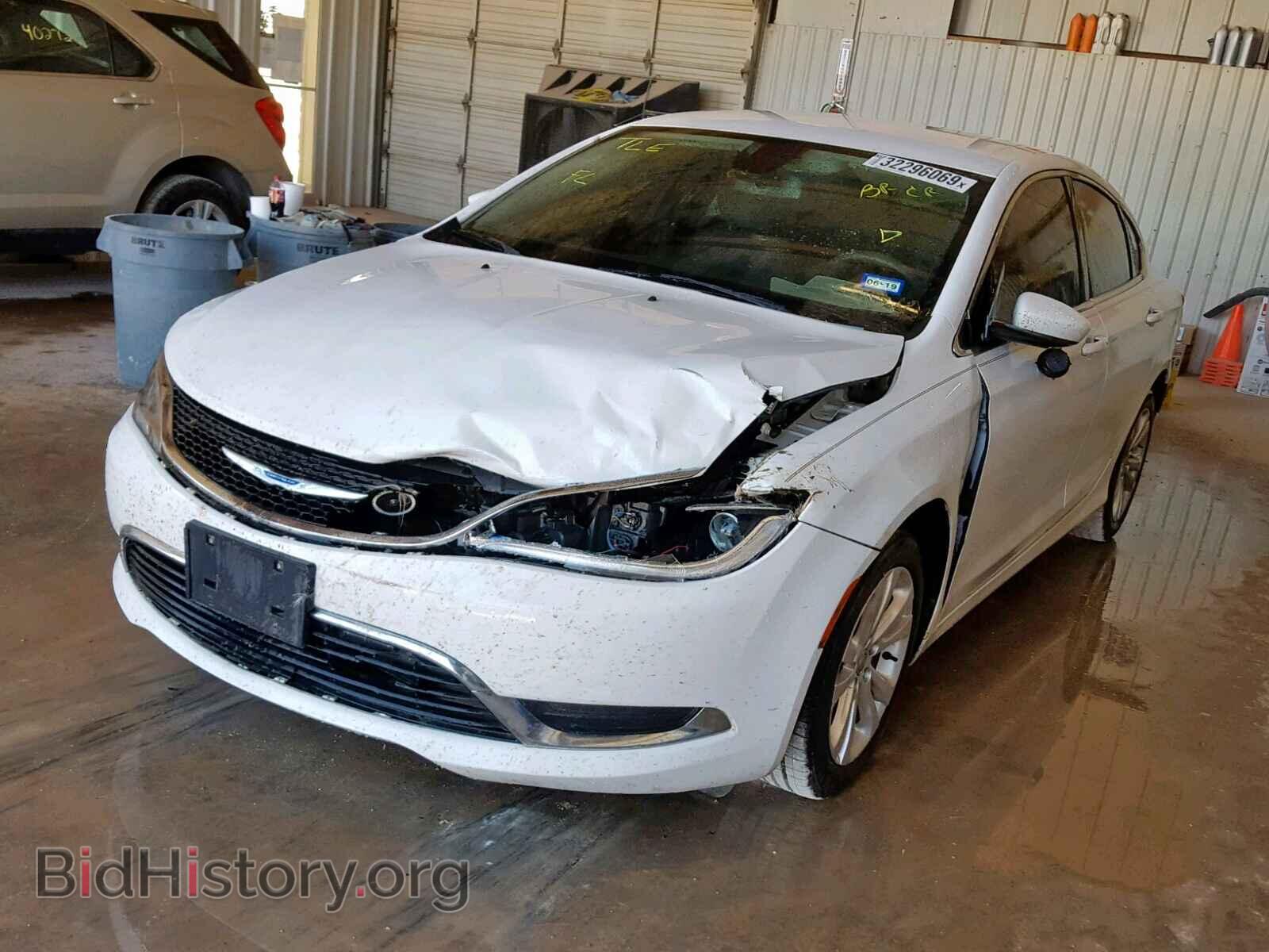 2016 CHRYSLER 200 - VIN: 1C3CCCAB5GN165758 - Photo 2