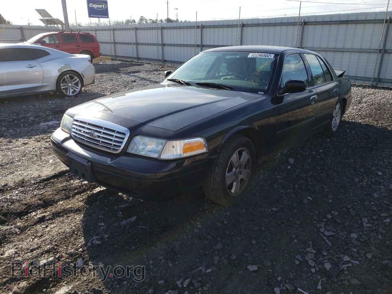 2011 FORD CROWN VIC - VIN: 2FABP7EV6BX165918 - Фото 2
