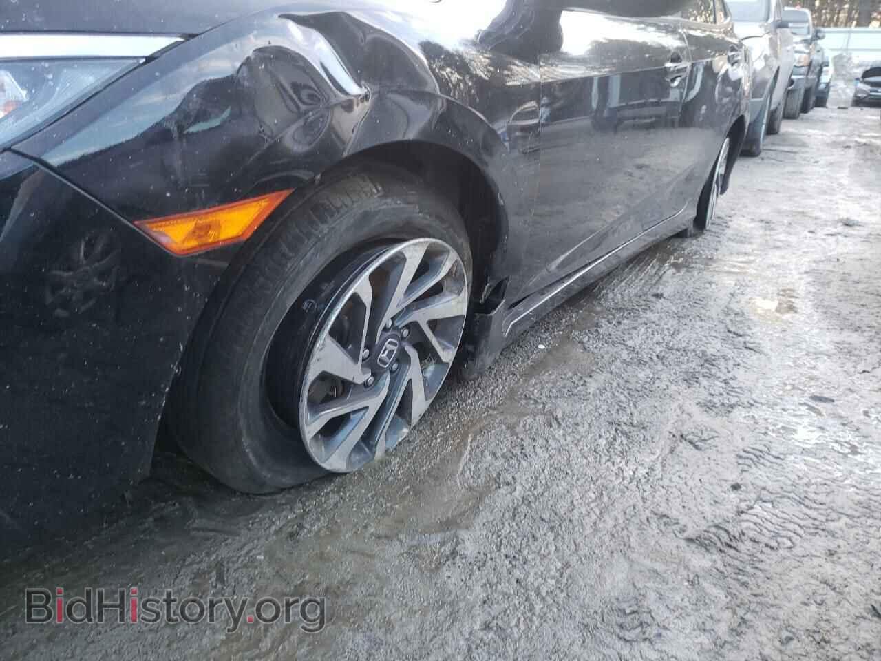 2018 HONDA CIVIC - VIN: 2HGFC2F77JH586096 - Фото 9