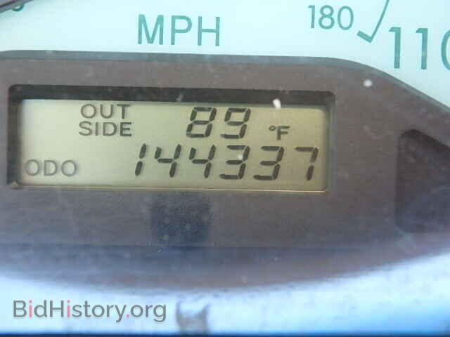 2003 TOYOTA COROLLA - VIN: JTDBR32EX30031589 - Photo 8