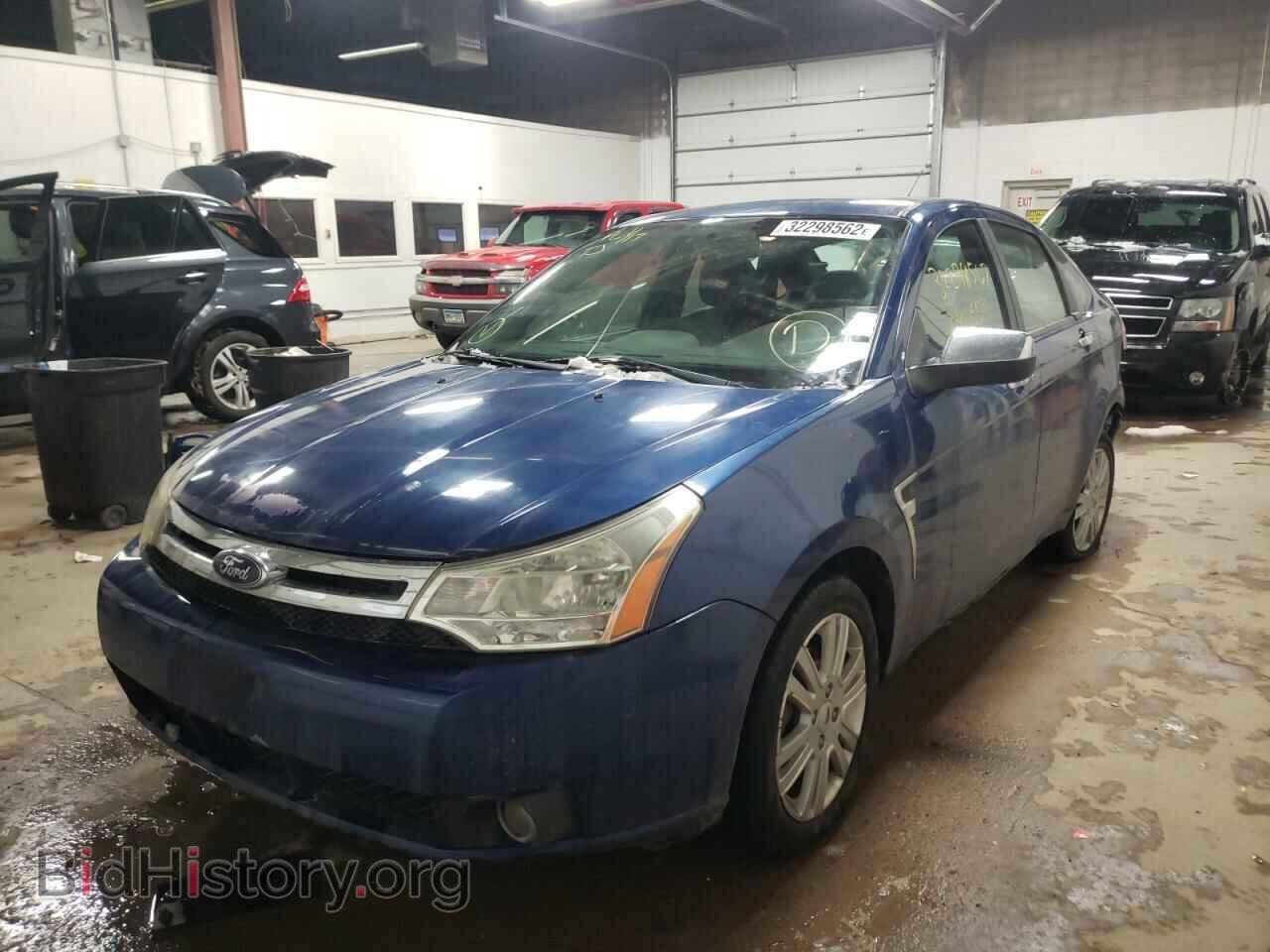 2009 FORD FOCUS - VIN: 1FAHP37N99W201820 - Фото 2