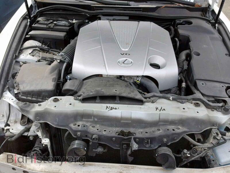 2015 Lexus IS (VIN JTHFE2C2XF2511179) — фото 7 из 10