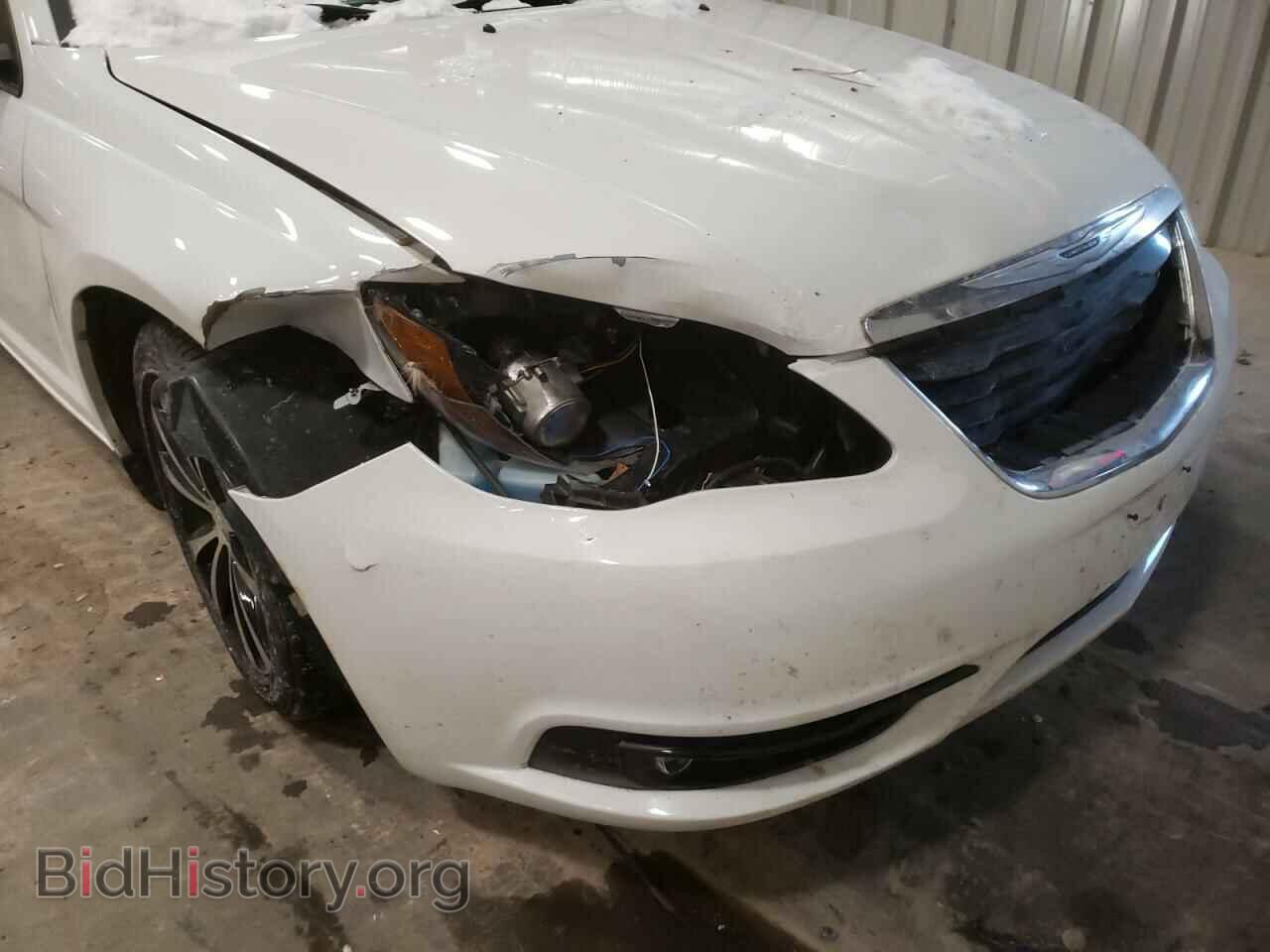 2013 CHRYSLER 200 - VIN: 1C3CCBBG0DN706330 - Фото 9