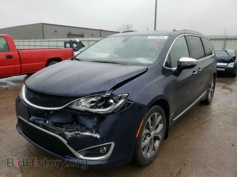 2018 Chrysler PACIFICA (VIN 2C4RC1GG3JR116078) — photo 2 of 10