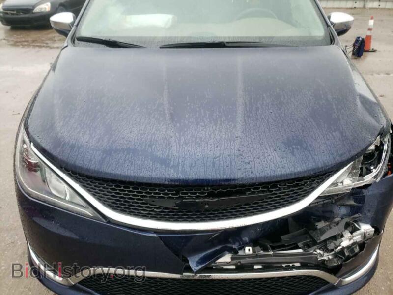 2018 Chrysler PACIFICA (VIN 2C4RC1GG3JR116078) — photo 7 of 10