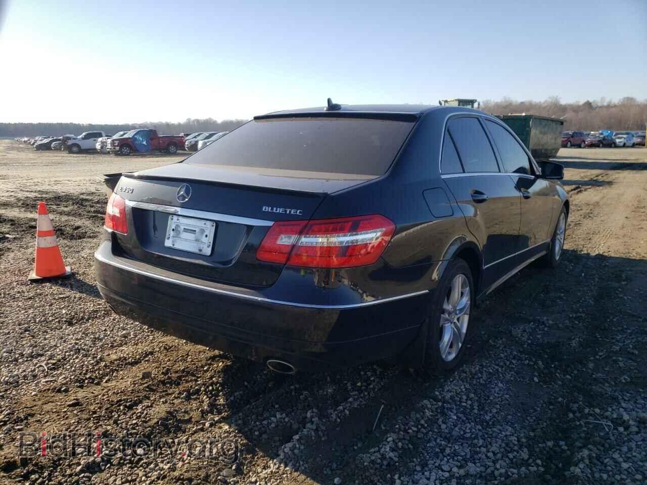 2011 MERCEDES-BENZ E-CLASS - VIN: WDDHF2EB6BA509102 - Фото 4