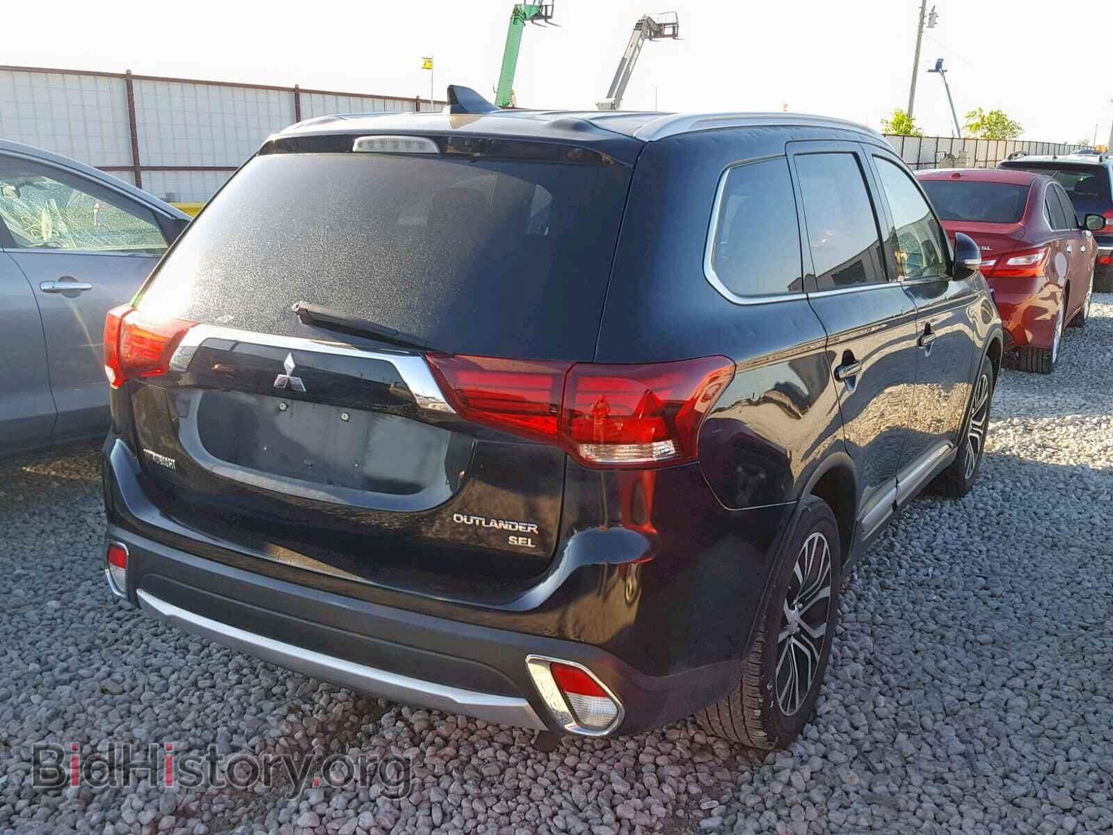 2017 MITSUBISHI OUTLANDER - VIN: JA4AD3A31HZ040320 - Фото 4