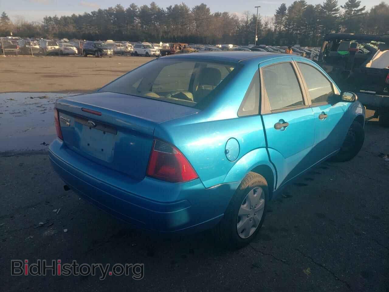 2007 FORD FOCUS - VIN: 1FAHP34N87W231005 - Фото 4