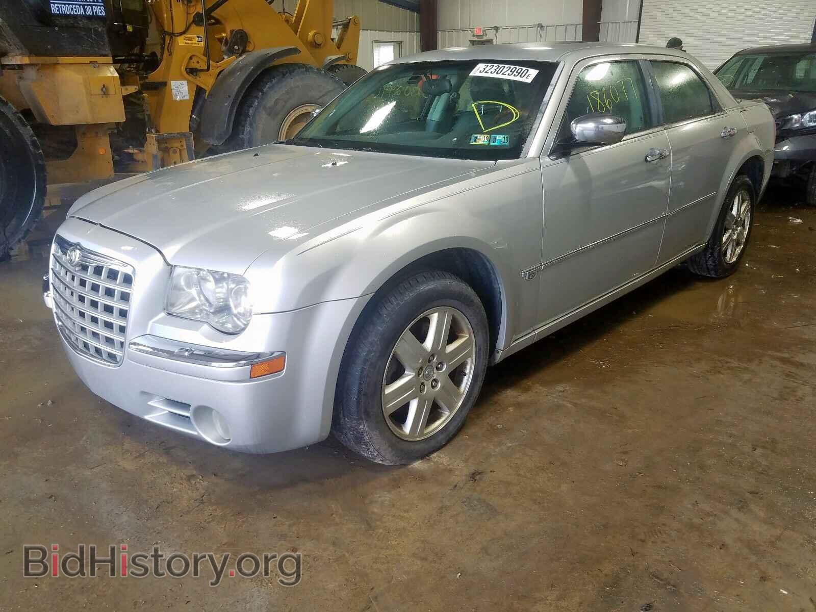 2005 CHRYSLER 300 - VIN: 2C3AK63H05H662140 - Фото 2