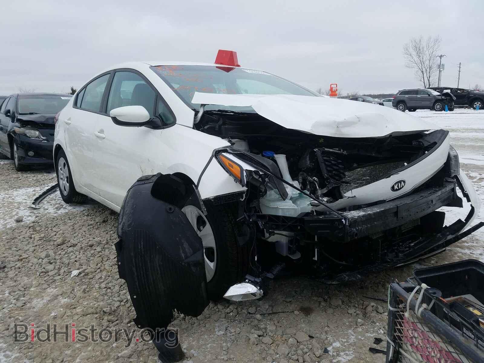 Фотография 3KPFK4A78HE071070 - KIA FORTE 2017