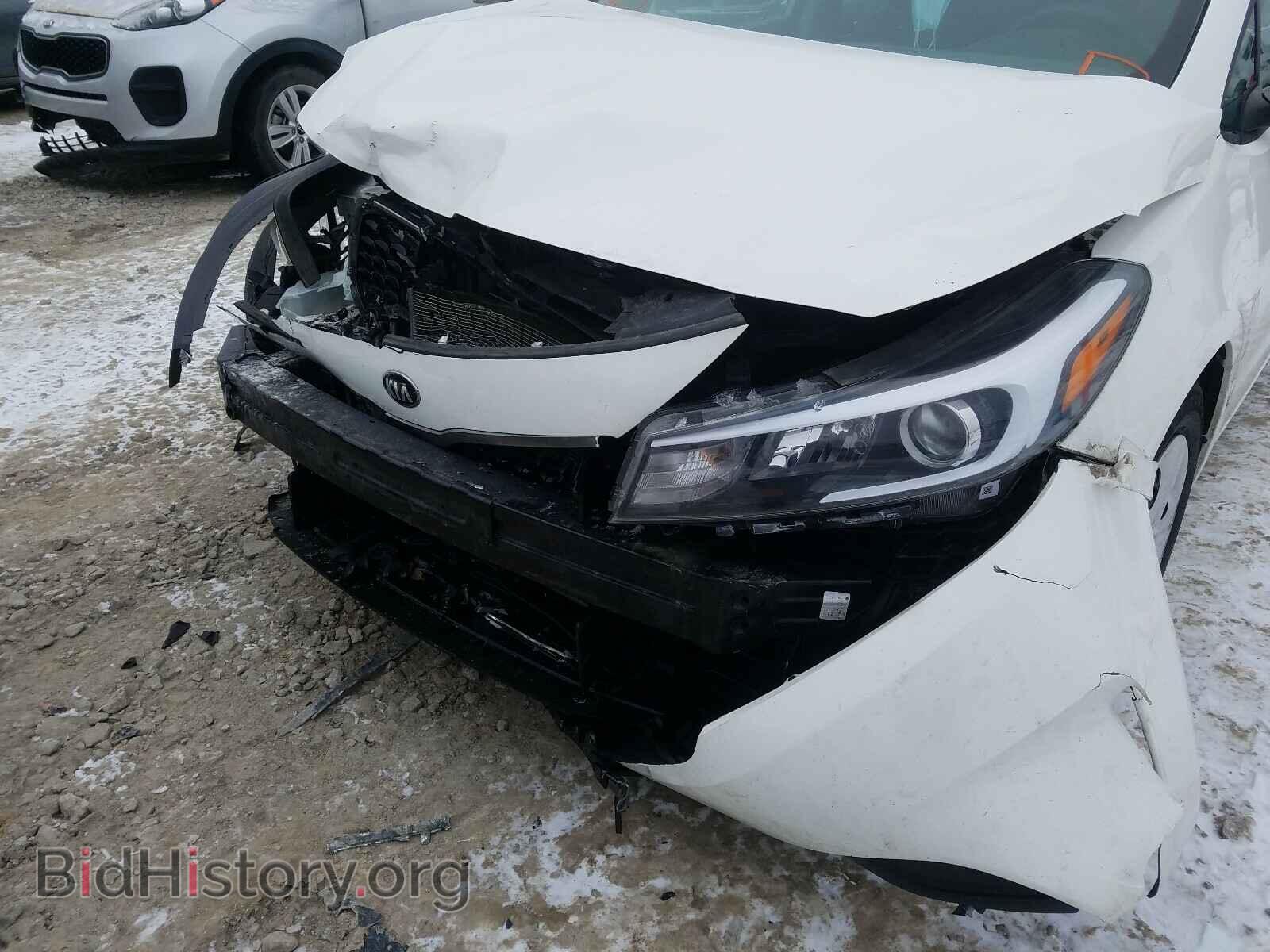 2017 KIA FORTE - VIN: 3KPFK4A78HE071070 - Фото 9