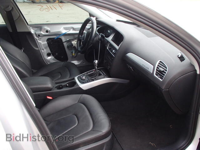 2010 AUDI A4 - VIN: WAUHFAFL6AA051682 - Фото 5