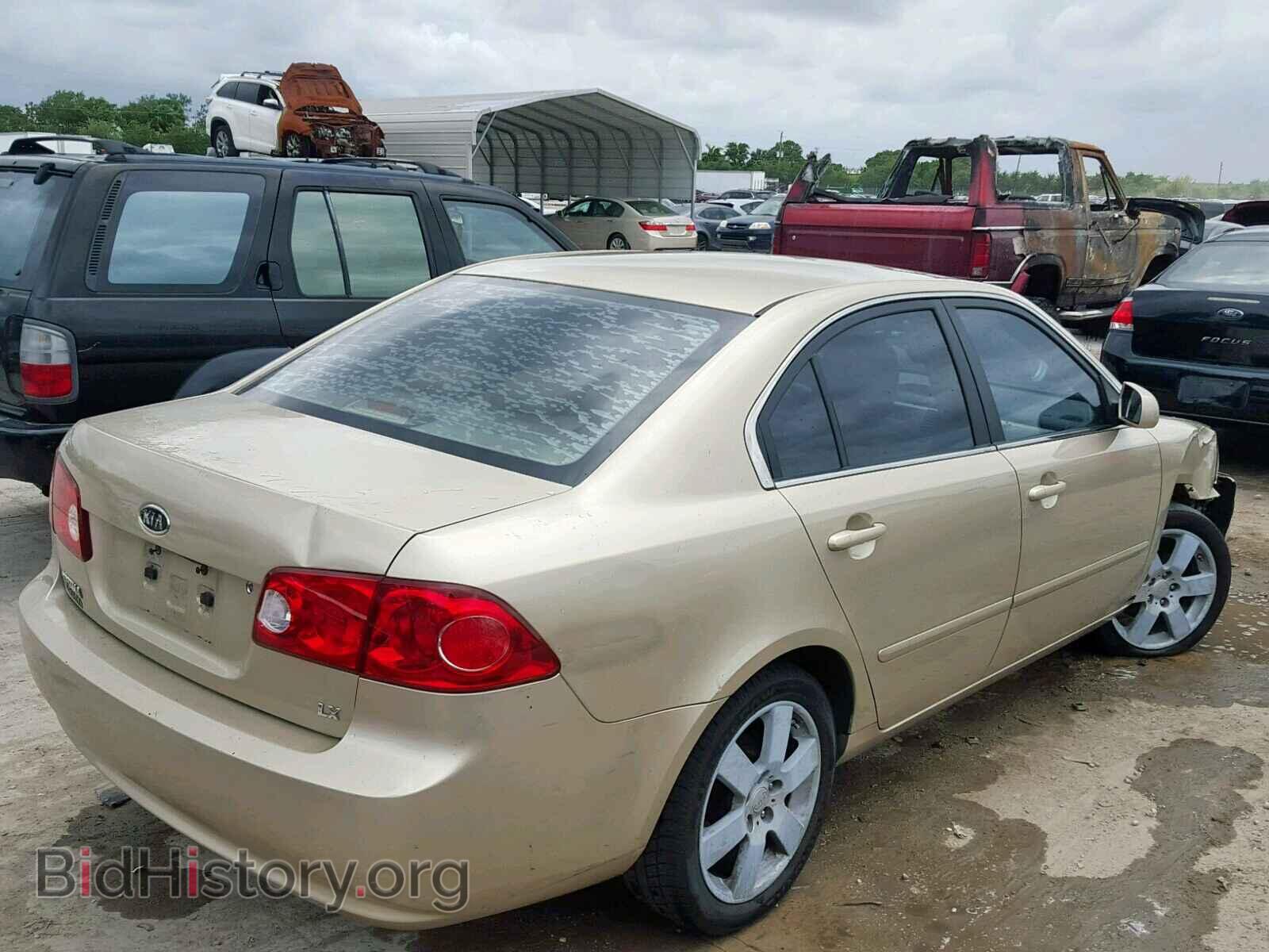 2008 KIA OPTIMA - VIN: KNAGE123X85242982 - Фото 4