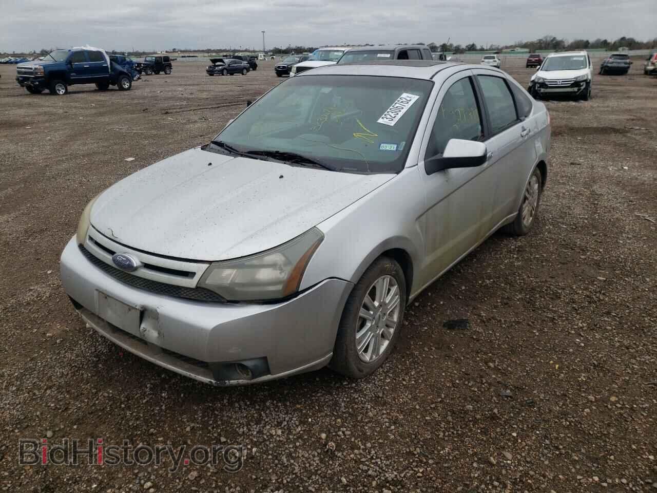 2010 FORD FOCUS - VIN: 1FAHP3HN7AW208221 - Фото 2
