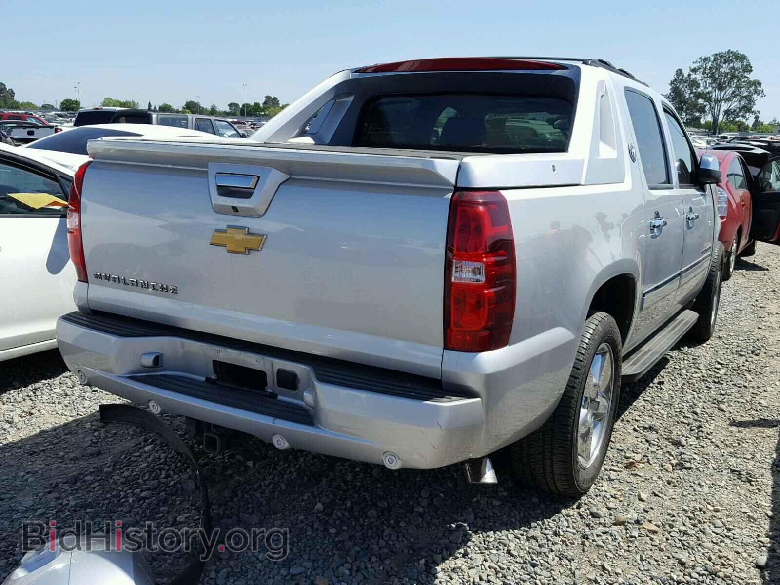 2013 CHEVROLET AVALANCHE - VIN: 3GNMCGE02DG348465 - Фото 4