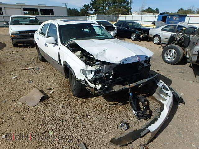 Photo 1LNHM82W2YY933401 - LINCOLN TOWNCAR 2000