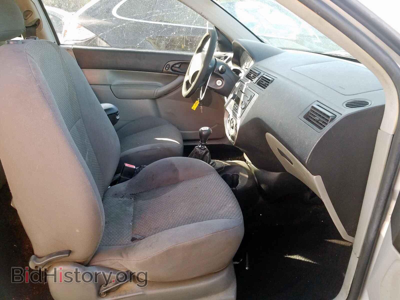 2007 FORD FOCUS - VIN: 1FAFP31N07W268402 - Photo 5