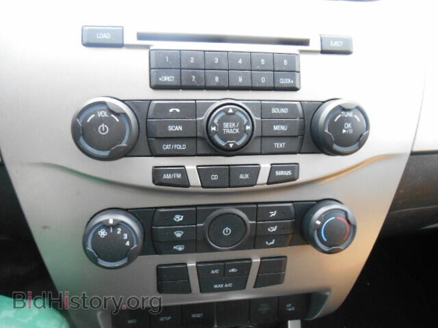 2009 FORD FOCUS - VIN: 1FAHP36N29W217729 - Фото 9