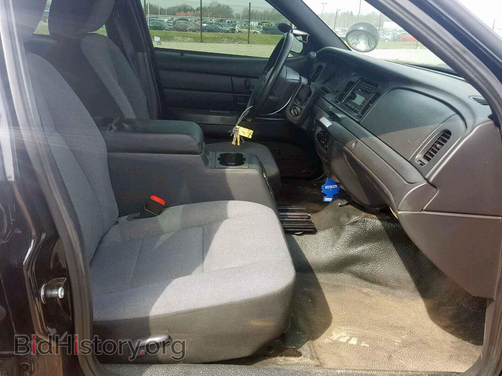 2011 FORD CROWN VIC - VIN: 2FABP7BV7BX182831 - Фото 5