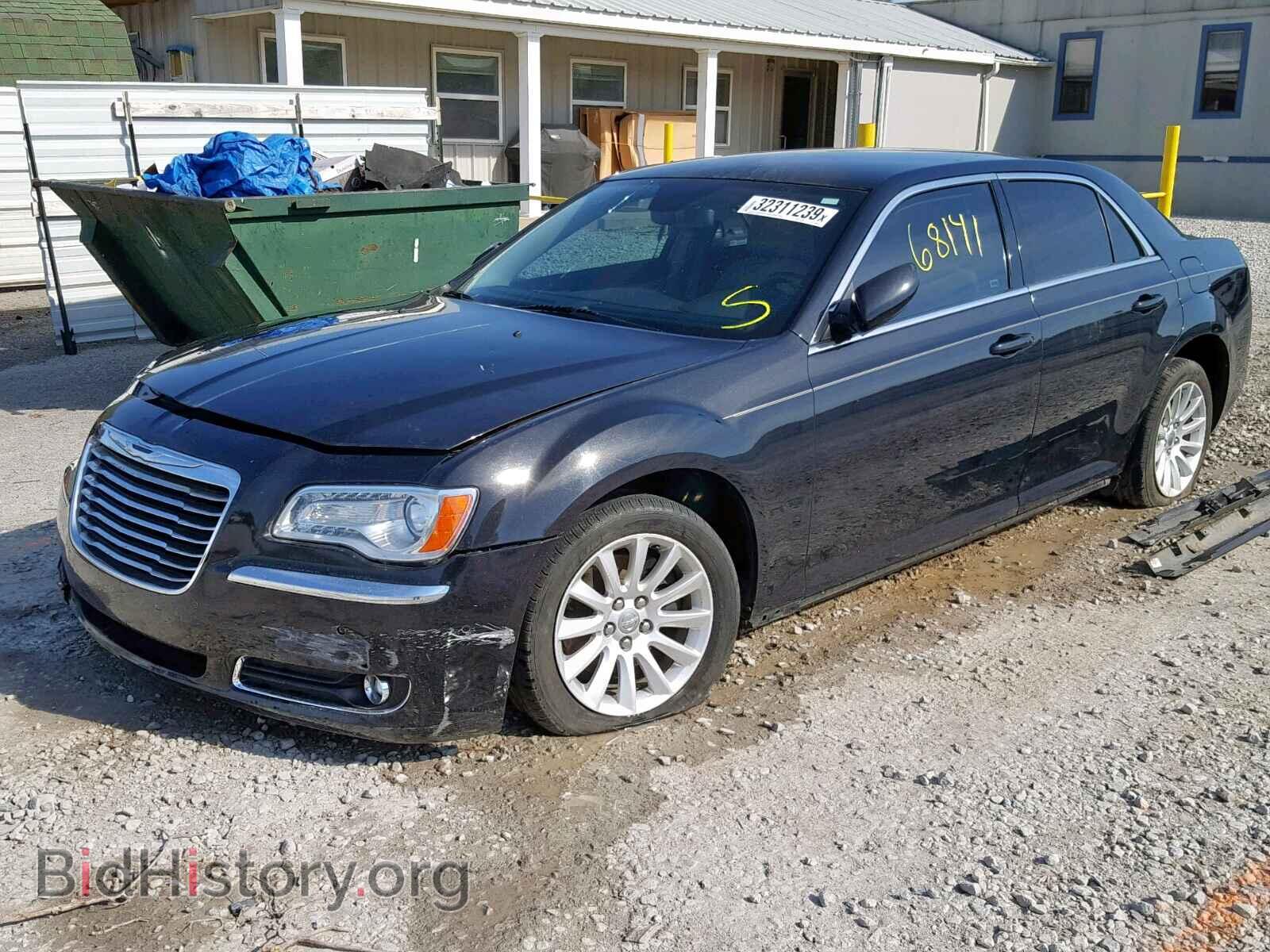 2014 CHRYSLER 300 - VIN: 2C3CCAAG8EH140858 - Фото 2
