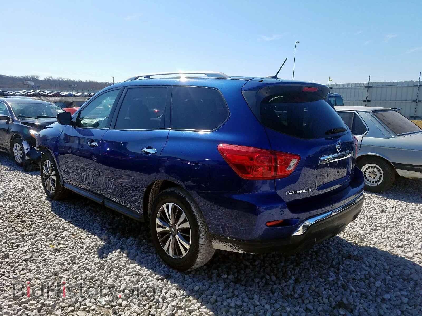 2017 NISSAN PATHFINDER - VIN: 5N1DR2MN1HC646467 - Фото 3