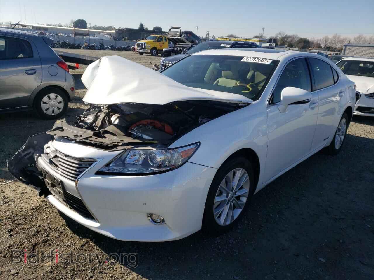 2014 LEXUS ES300 - VIN: JTHBW1GG4E2076279 - Photo 2