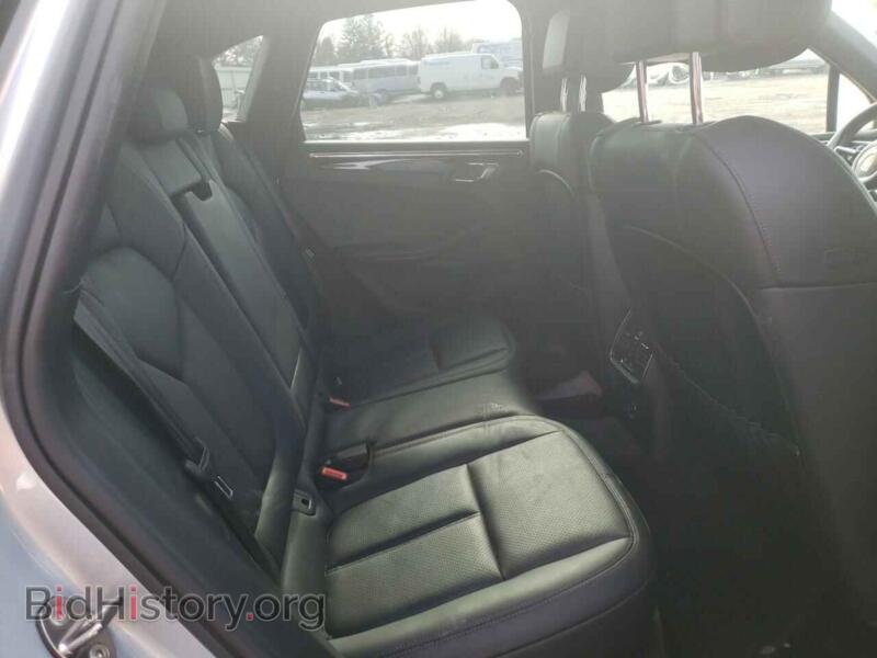 2015 Porsche MACAN (VIN WP1AB2A59FLB71114) — photo 6 of 10