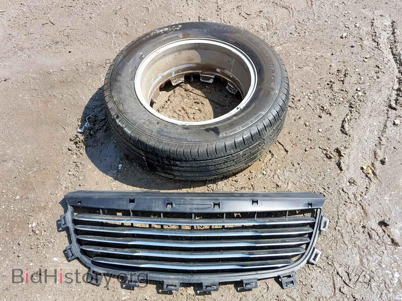 2015 CHRYSLER TOWN & COU - VIN: 2C4RC1BG2FR552306 - Фото 9