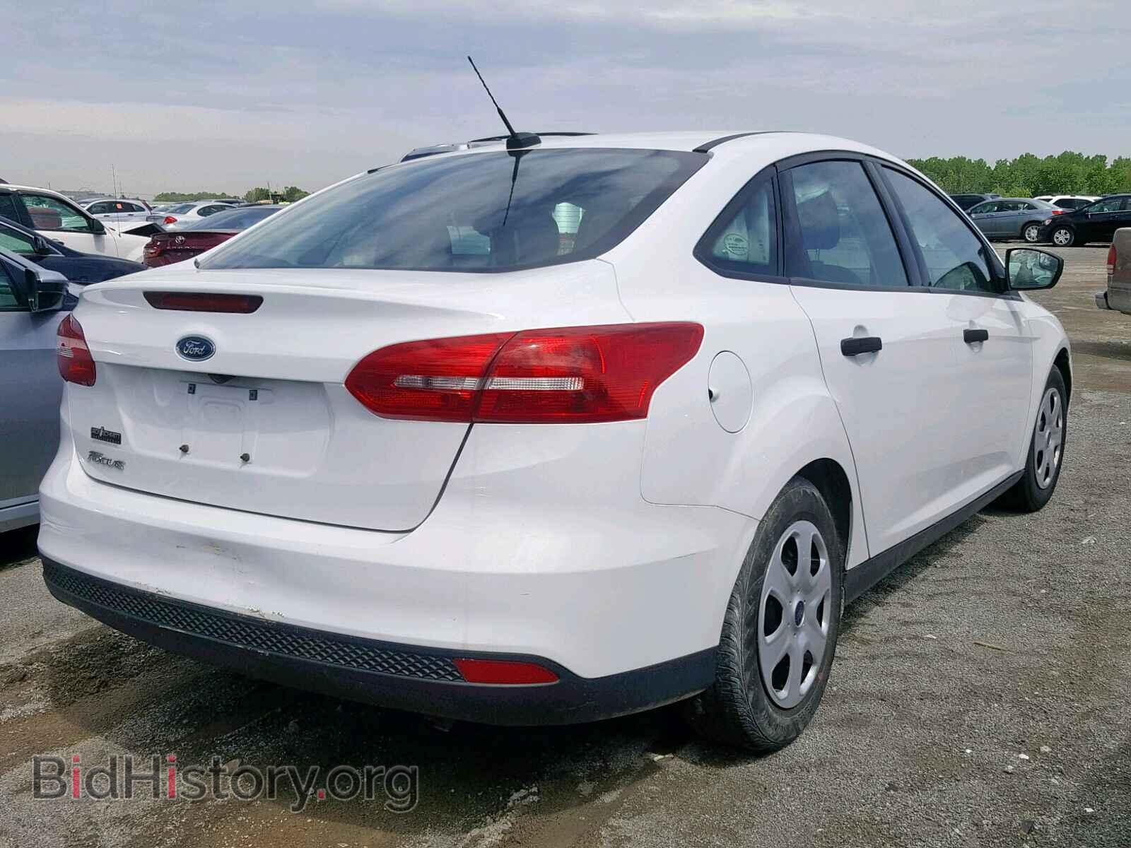 2017 FORD FOCUS - VIN: 1FADP3E25HL303588 - Photo 4