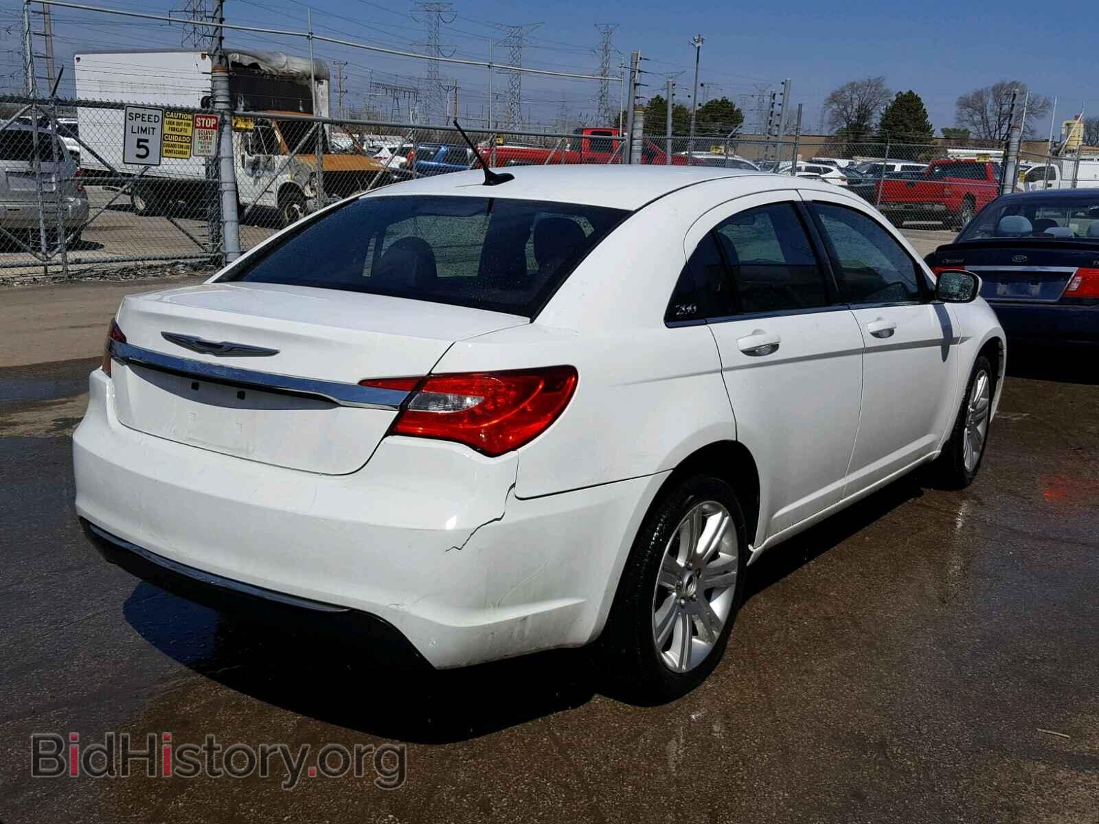 2013 CHRYSLER 200 - VIN: 1C3CCBBB8DN673856 - Photo 4