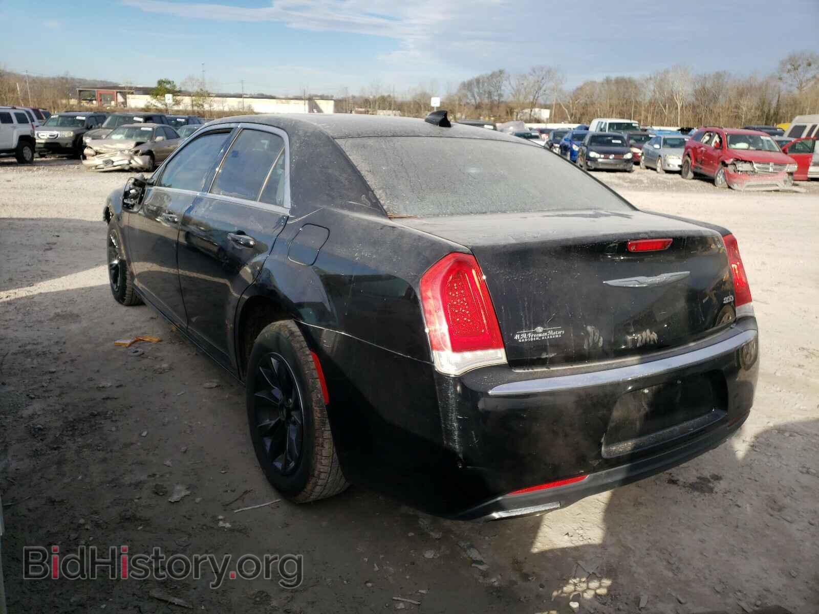 2016 CHRYSLER 300 - VIN: 2C3CCAAGXGH135566 - Фото 3