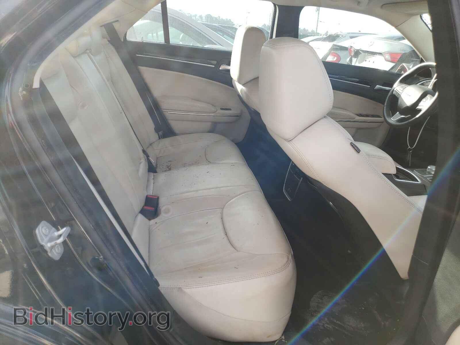 2016 CHRYSLER 300 - VIN: 2C3CCAAGXGH135566 - Фото 6