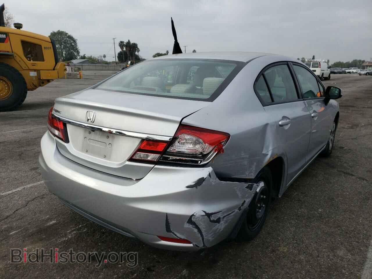 2013 HONDA CIVIC - VIN: 2HGFB2F51DH528961 - Фото 4
