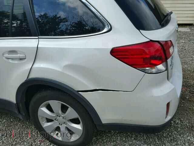 2010 SUBARU OUTBACK - VIN: 4S4BRBKC0A3347177 - Фото 10