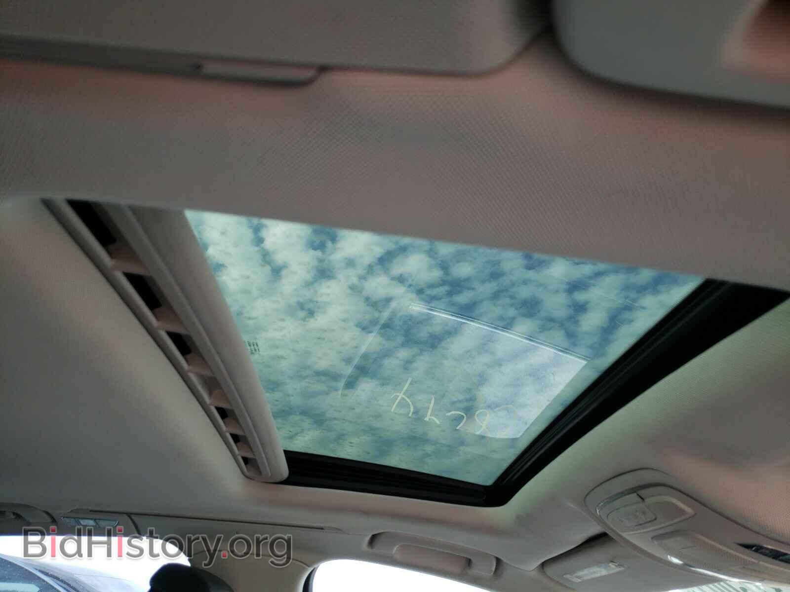 2012 AUDI A8 - VIN: WAUAVAFD7CN003231 - Photo 9