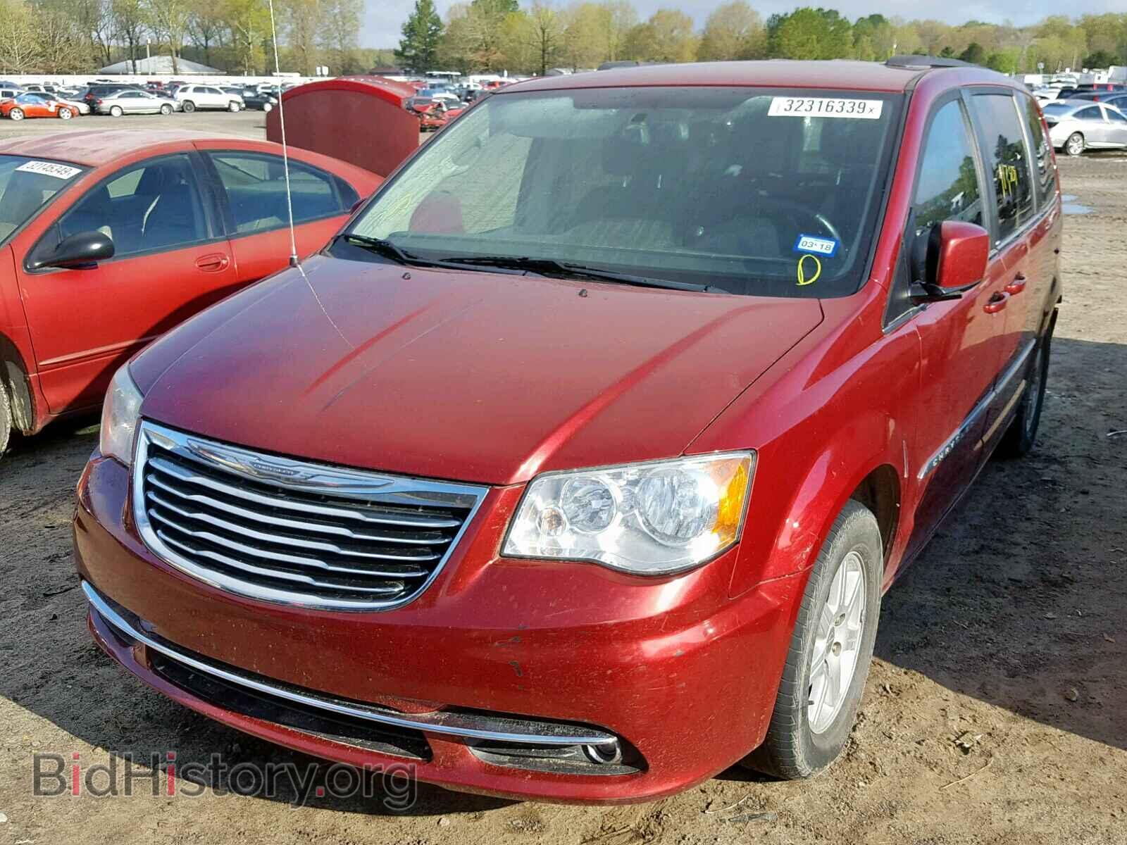 2011 CHRYSLER TOWN & COU - VIN: 2A4RR5DG7BR634717 - Фото 2