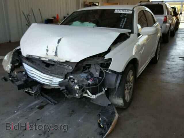 2013 CHRYSLER 200 - VIN: 1C3CCBAB7DN647170 - Фото 2