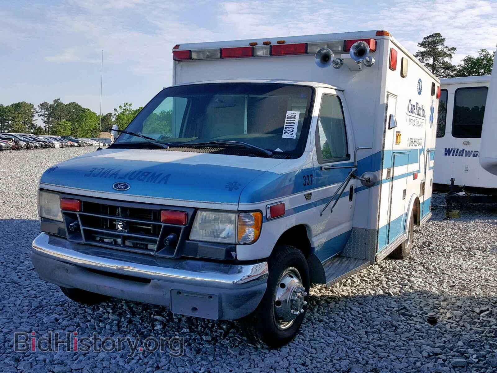 1998 FORD ECONOLINE - VIN: 1FDWE30FXWHA53845 - Фото 2